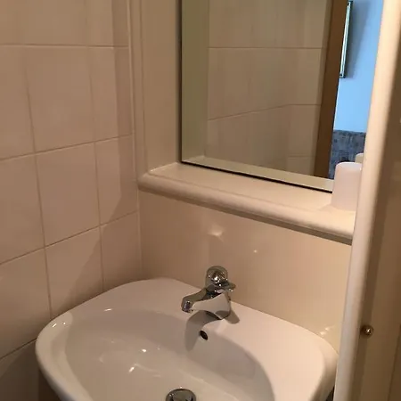 Arona Rooms * Munich